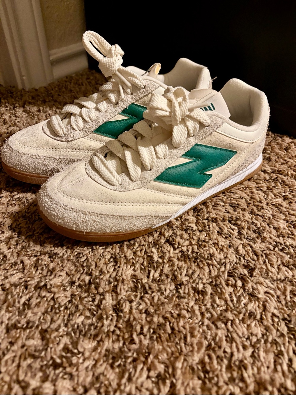 New Balance RC42 Cream Sneakers with Green Logo Accent